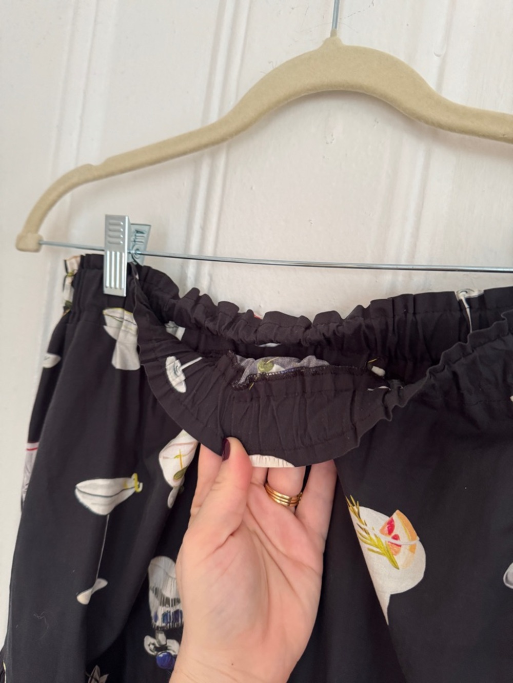 Lisa Says Gah Black Cocktail Print Tiered Maxi Skirt - Picture 2 of 3